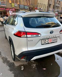 تۆیۆتا کۆرۆلا کرۆس